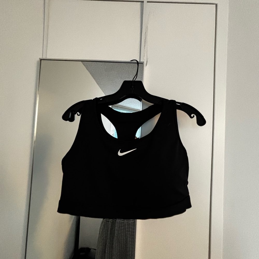Nike | sports bra